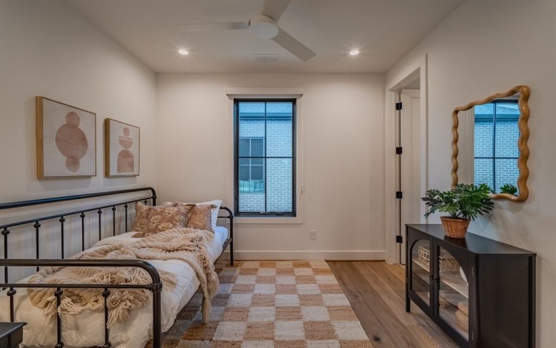 4114 Emerson Avenue #3, University Park, TX 75205, 2 Bedrooms Bedrooms, ,2 BathroomsBathrooms,Residential,For Sale,4114 Emerson Avenue,0,21160410