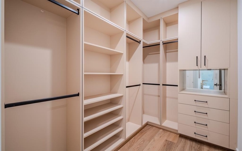 4114 Emerson Avenue #3, University Park, TX 75205, 2 Bedrooms Bedrooms, ,2 BathroomsBathrooms,Residential,For Sale,4114 Emerson Avenue,0,21160410