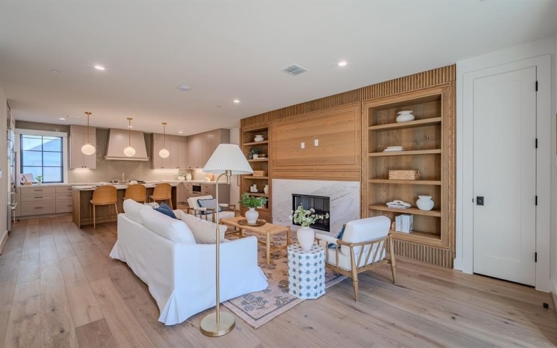 4114 Emerson Avenue #3, University Park, TX 75205, 2 Bedrooms Bedrooms, ,2 BathroomsBathrooms,Residential,For Sale,4114 Emerson Avenue,0,21160410