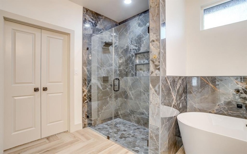 725 Haynie Drive, Runaway Bay, TX 76426, 4 Bedrooms Bedrooms, ,2 BathroomsBathrooms,Residential,For Sale,725 Haynie Drive,0,21161561