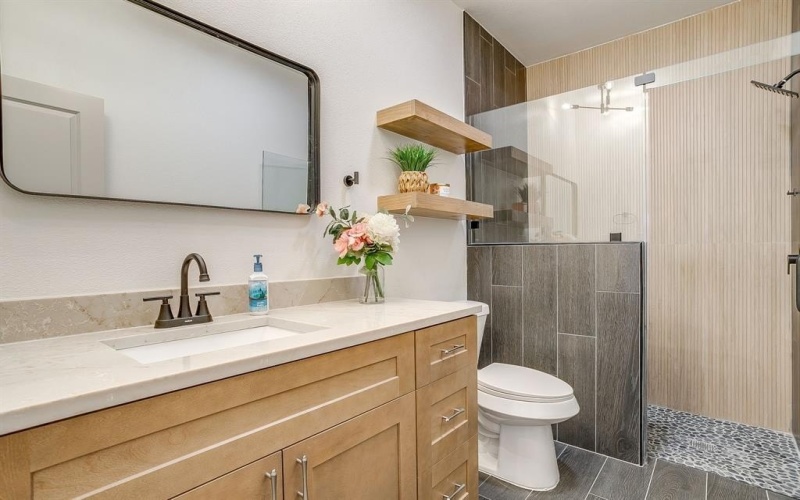 725 Haynie Drive, Runaway Bay, TX 76426, 4 Bedrooms Bedrooms, ,2 BathroomsBathrooms,Residential,For Sale,725 Haynie Drive,0,21161561