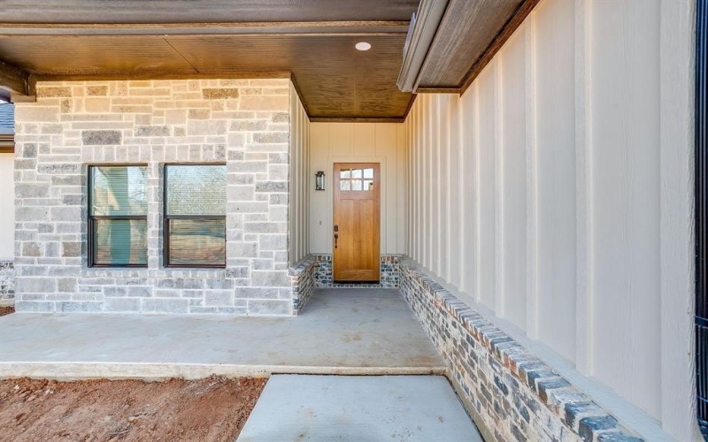 725 Haynie Drive, Runaway Bay, TX 76426, 4 Bedrooms Bedrooms, ,2 BathroomsBathrooms,Residential,For Sale,725 Haynie Drive,0,21161561