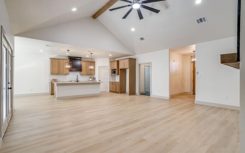 725 Haynie Drive, Runaway Bay, TX 76426, 4 Bedrooms Bedrooms, ,2 BathroomsBathrooms,Residential,For Sale,725 Haynie Drive,0,21161561