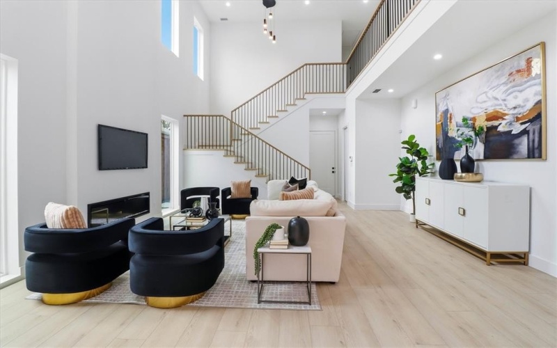 628 Wayne Street, Dallas, TX 75223, 3 Bedrooms Bedrooms, ,2 BathroomsBathrooms,Residential,For Sale,628 Wayne Street,0,21163497