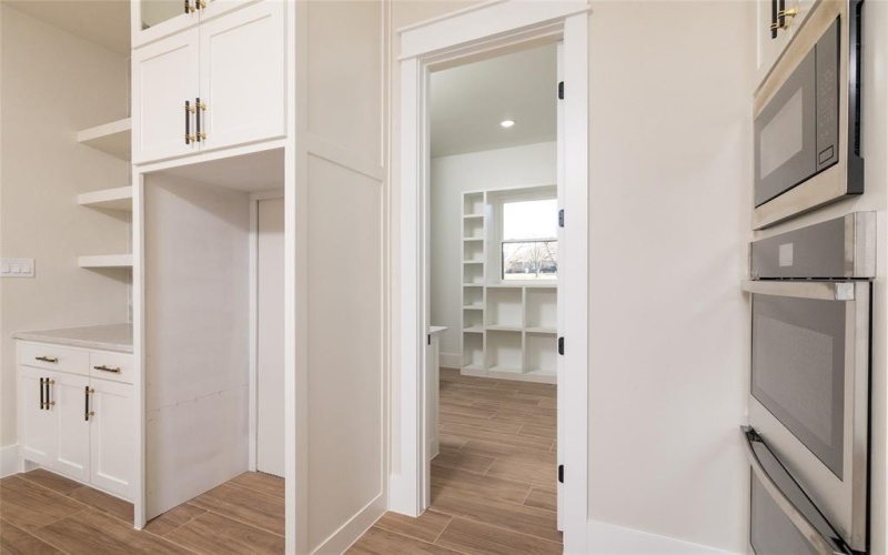 544 High Tower Lane, Granbury, TX 76049, 4 Habitaciones Habitaciones , ,3 BañosBaños,Residential,En Venta,544 High Tower Lane,0,21168186