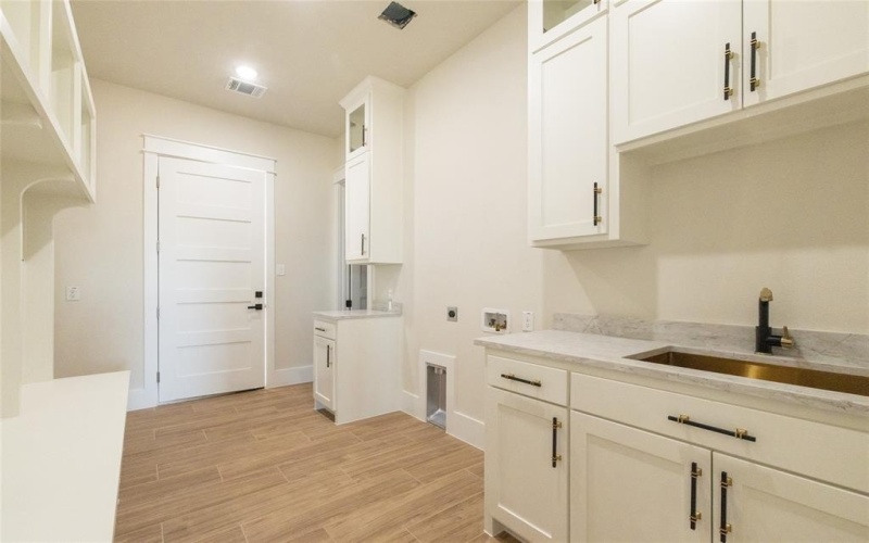 544 High Tower Lane, Granbury, TX 76049, 4 Habitaciones Habitaciones , ,3 BañosBaños,Residential,En Venta,544 High Tower Lane,0,21168186