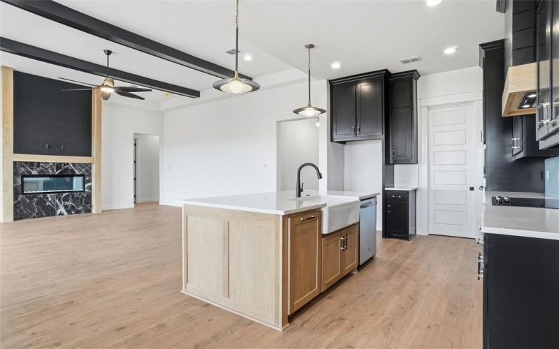 6961 Eagle Creek Drive, Godley, TX 76044, 4 Bedrooms Bedrooms, ,2 BathroomsBathrooms,Residential,For Sale,6961 Eagle Creek Drive,0,21168861