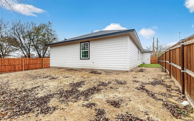 4606 Metropolitan Avenue, Dallas, TX 75210, 3 Bedrooms Bedrooms, ,2 BathroomsBathrooms,Residential,For Sale,4606 Metropolitan Avenue,0,21169169