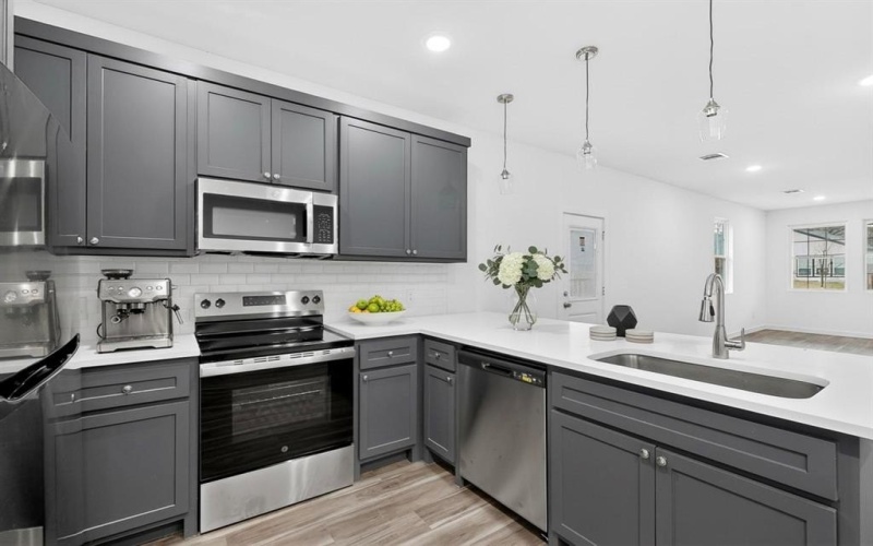 4606 Metropolitan Avenue, Dallas, TX 75210, 3 Bedrooms Bedrooms, ,2 BathroomsBathrooms,Residential,For Sale,4606 Metropolitan Avenue,0,21169169