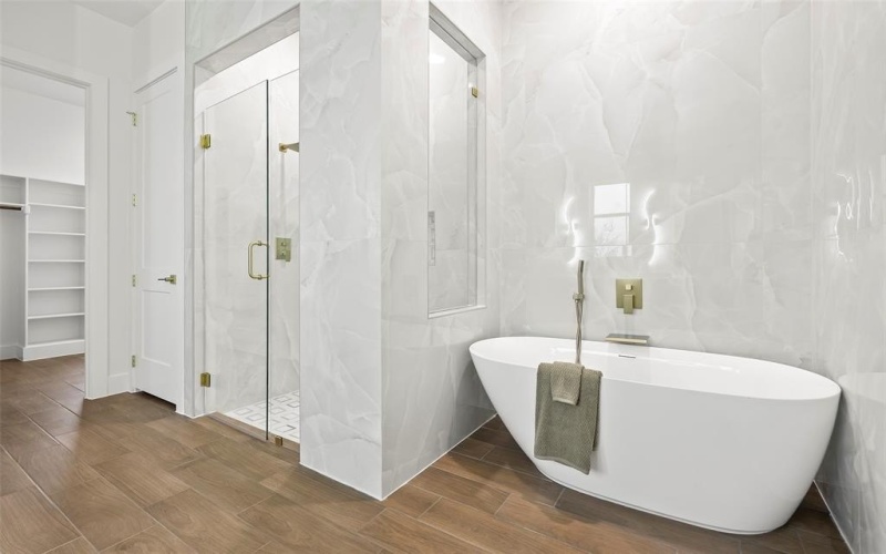 1000 Canyon Lake Road, Wills Point, TX 75169, 4 Bedrooms Bedrooms, ,3 BathroomsBathrooms,Residential,For Sale,1000 Canyon Lake Road,0,21170063