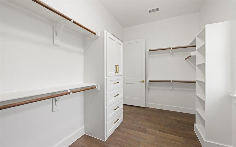 1000 Canyon Lake Road, Wills Point, TX 75169, 4 Bedrooms Bedrooms, ,3 BathroomsBathrooms,Residential,For Sale,1000 Canyon Lake Road,0,21170063