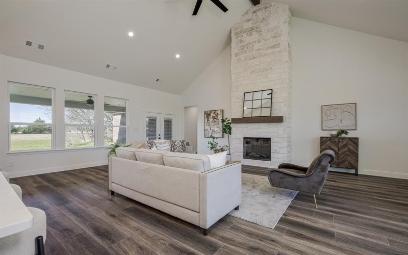 2390 County Road 1112, Farmersville, TX 75442, 4 Habitaciones Habitaciones , ,3 BañosBaños,Residential,En Venta,2390 County Road 1112,0,21170506