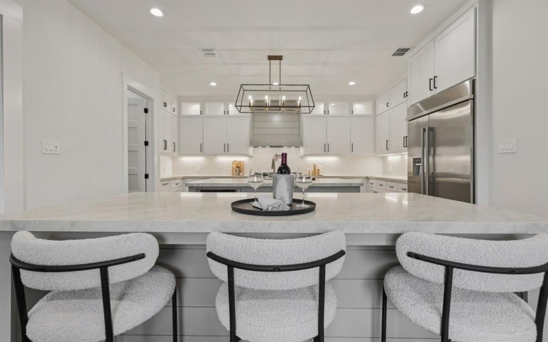 10209 Linkwood Drive, Dallas, TX 75238, 5 Bedrooms Bedrooms, ,6 BathroomsBathrooms,Residential,For Sale,10209 Linkwood Drive,0,21170756