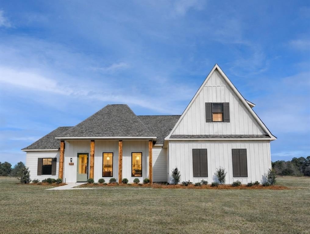 1053 Martin Way, Stonewall, LA 71078, 5 Habitaciones Habitaciones , ,3 BañosBaños,Residential,En Venta,1053 Martin Way,0,21171123