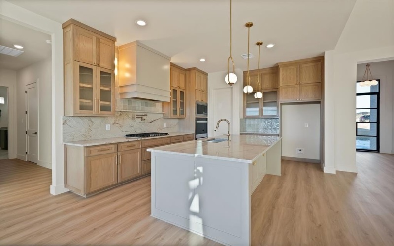 1008 Eagles Bluff Drive, Weatherford, TX 76087, 5 Bedrooms Bedrooms, ,3 BathroomsBathrooms,Residential,For Sale,1008 Eagles Bluff Drive,0,21171242