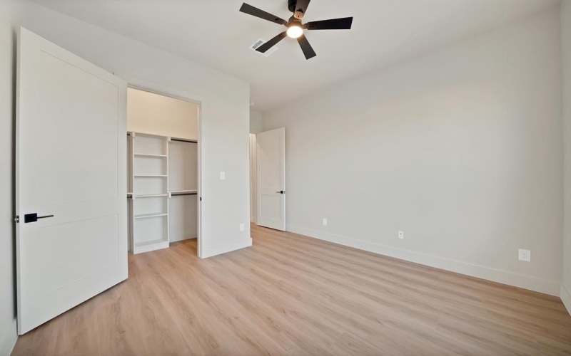 1008 Eagles Bluff Drive, Weatherford, TX 76087, 5 Bedrooms Bedrooms, ,3 BathroomsBathrooms,Residential,For Sale,1008 Eagles Bluff Drive,0,21171242