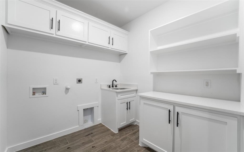 330 Lanier Road, Combine, TX 75159, 4 Habitaciones Habitaciones , ,2 BañosBaños,Residential,En Venta,330 Lanier Road,20658262