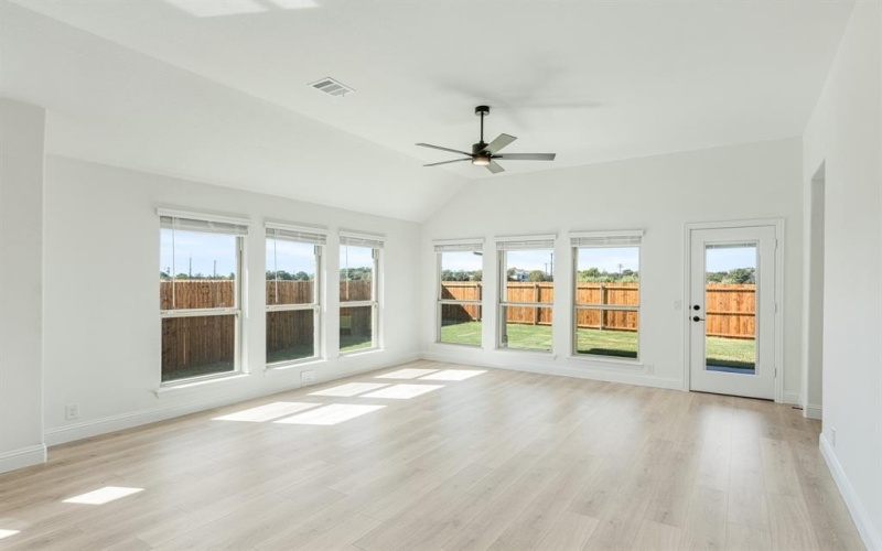 316 Keystone Drive, Commerce, TX 75428, 4 Bedrooms Bedrooms, ,3 BathroomsBathrooms,Residential,For Sale,316 Keystone Drive,20658507