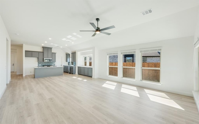 316 Keystone Drive, Commerce, TX 75428, 4 Bedrooms Bedrooms, ,3 BathroomsBathrooms,Residential,For Sale,316 Keystone Drive,20658507
