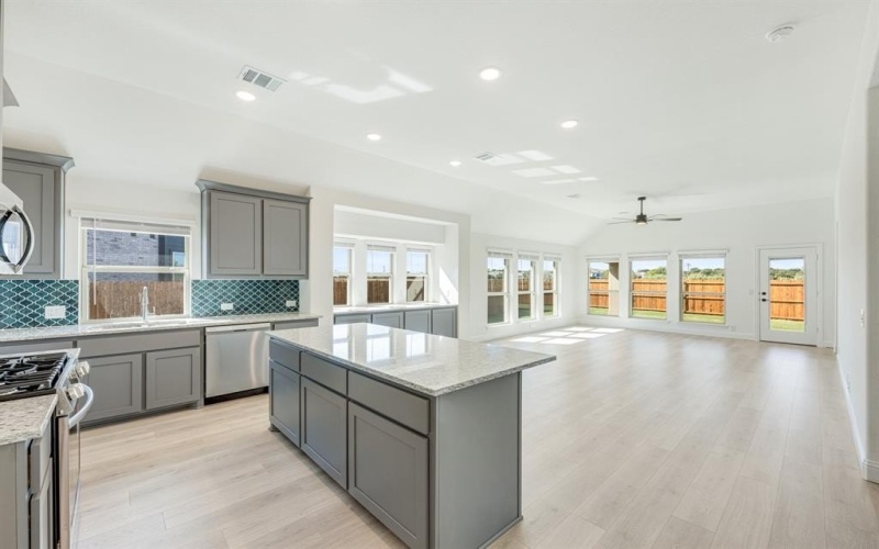316 Keystone Drive, Commerce, TX 75428, 4 Bedrooms Bedrooms, ,3 BathroomsBathrooms,Residential,For Sale,316 Keystone Drive,20658507