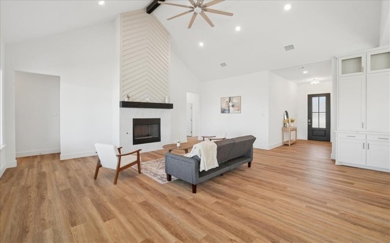 340 Slimp Bluff, Azle, TX 76020, 4 Bedrooms Bedrooms, ,3 BathroomsBathrooms,Residential,For Sale,340 Slimp Bluff,0,21171565