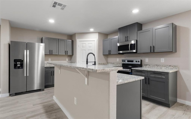 1905 Sanger Avenue, Waco, TX 76707, 4 Habitaciones Habitaciones , ,5 BañosBaños,Residential,En Venta,1905 Sanger Avenue,0,21171688