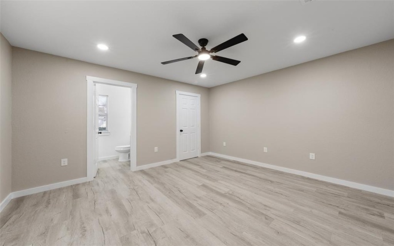 1909 Sanger Avenue, Waco, TX 76707, 4 Habitaciones Habitaciones , ,5 BañosBaños,Residential,En Venta,1909 Sanger Avenue,0,21171690