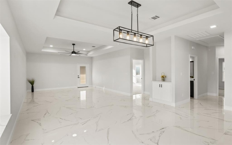 1357 Beach Drive, Pelican Bay, TX 76020, 3 Habitaciones Habitaciones , ,2 BañosBaños,Residential,En Venta,1357 Beach Drive,0,21171926