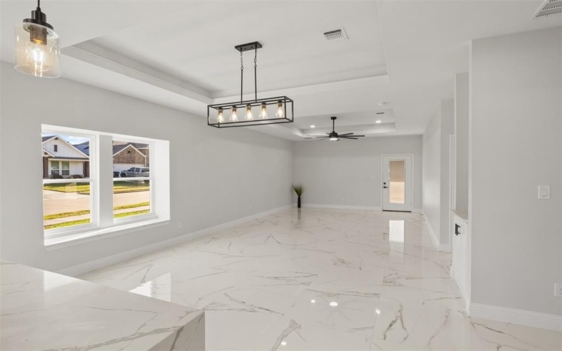 1357 Beach Drive, Pelican Bay, TX 76020, 3 Habitaciones Habitaciones , ,2 BañosBaños,Residential,En Venta,1357 Beach Drive,0,21171926