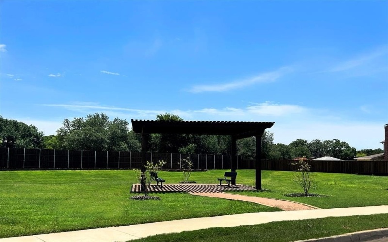 5651 Taylor Trail, Arlington, TX 76017, 4 Bedrooms Bedrooms, ,2 BathroomsBathrooms,Residential,For Sale,5651 Taylor Trail,0,21171958