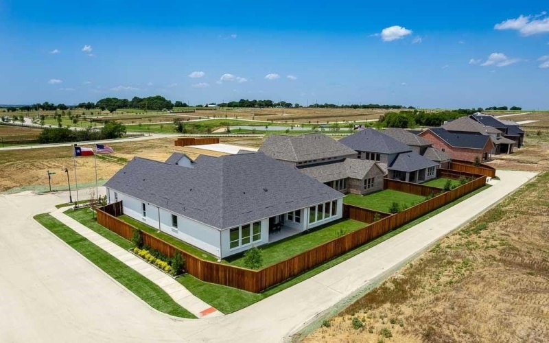 1717 Grackle Drive, Celina, TX 75009, 4 Bedrooms Bedrooms, ,3 BathroomsBathrooms,Residential,For Sale,1717 Grackle Drive,0,21171974