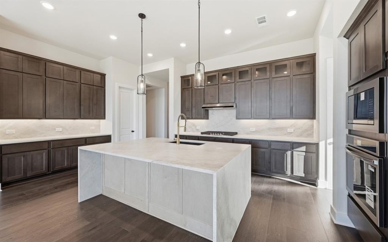 2265 Slate Drive, Waxahachie, TX 75167, 4 Bedrooms Bedrooms, ,5 BathroomsBathrooms,Residential,For Sale,2265 Slate Drive,0,21171996