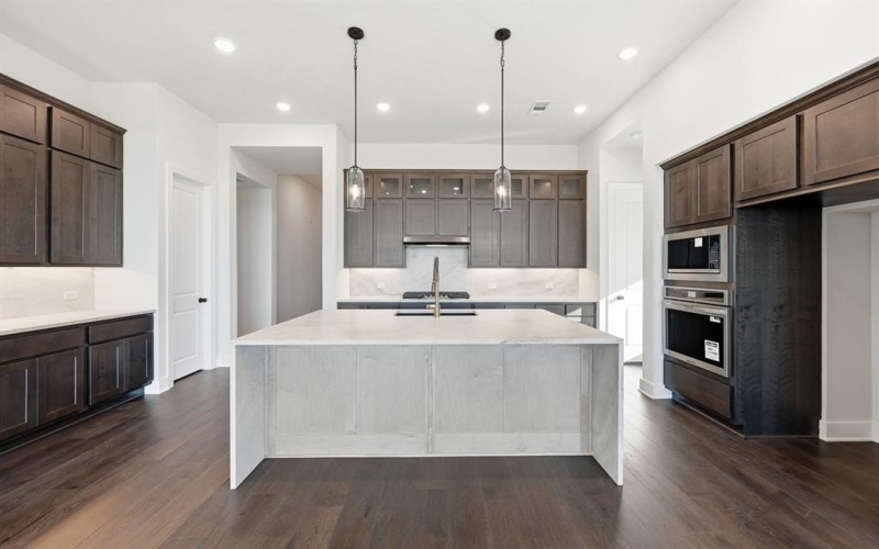 2265 Slate Drive, Waxahachie, TX 75167, 4 Bedrooms Bedrooms, ,5 BathroomsBathrooms,Residential,For Sale,2265 Slate Drive,0,21171996