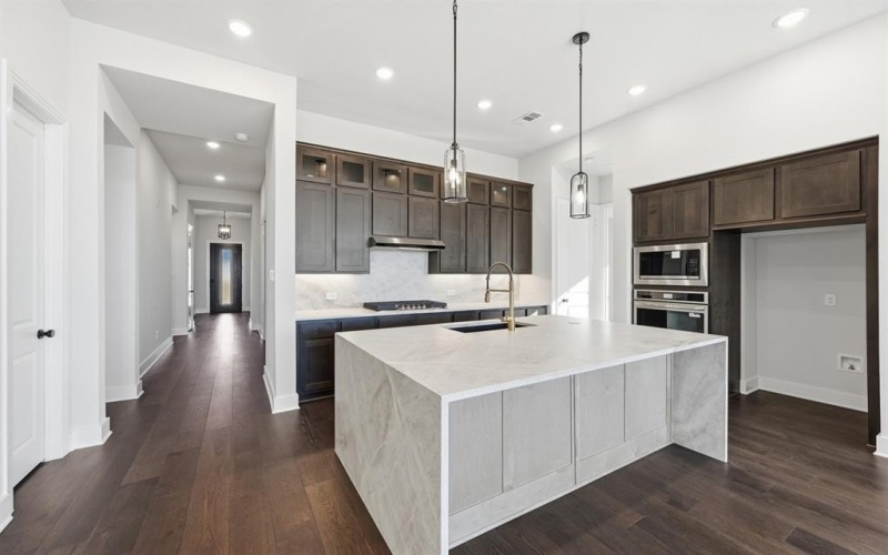 2265 Slate Drive, Waxahachie, TX 75167, 4 Bedrooms Bedrooms, ,5 BathroomsBathrooms,Residential,For Sale,2265 Slate Drive,0,21171996