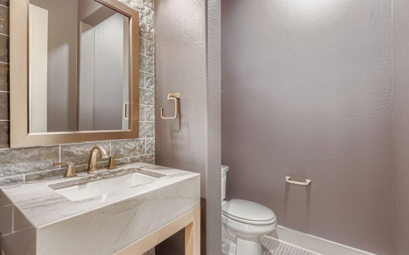 1252 High, The Colony, TX 75056, 4 Habitaciones Habitaciones , ,5 BañosBaños,Residential,En Venta,1252 High,0,20619250