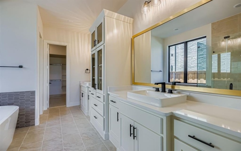 1252 High, The Colony, TX 75056, 4 Habitaciones Habitaciones , ,5 BañosBaños,Residential,En Venta,1252 High,0,20619250