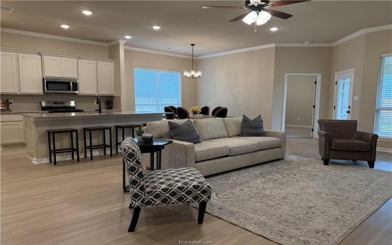 1201 Verona Drive, College Station, TX 77845, 4 Habitaciones Habitaciones , ,3 BañosBaños,Residential,En Venta,1201 Verona Drive,0,26001569