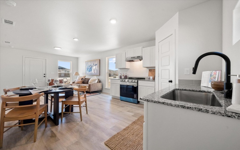 5506 Smith Street, Lubbock, TX 79416, 1 Dormitorio Habitaciones , ,1 BañoBaños,Residential,En Venta,5506 Smith Street,0,202601638