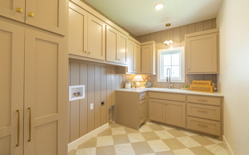 4234 Zadar Avenue, Lubbock, TX 79407, 4 Bedrooms Bedrooms, ,3 BathroomsBathrooms,Residential,For Sale,4234 Zadar Avenue,0,202601671