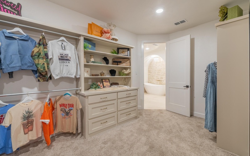 4234 Zadar Avenue, Lubbock, TX 79407, 4 Bedrooms Bedrooms, ,3 BathroomsBathrooms,Residential,For Sale,4234 Zadar Avenue,0,202601671