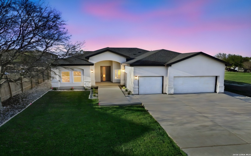 7801 Yellow Bark, Selma, TX 78154, 4 Habitaciones Habitaciones , ,2 BañosBaños,Residential,En Venta,7801 Yellow Bark,0,1939390