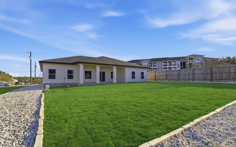 7801 Yellow Bark, Selma, TX 78154, 4 Habitaciones Habitaciones , ,2 BañosBaños,Residential,En Venta,7801 Yellow Bark,0,1939390