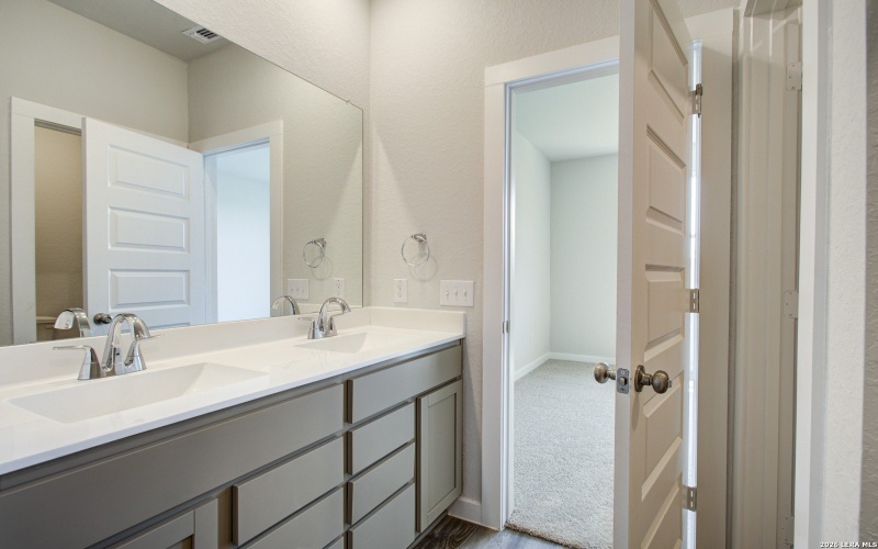 4119 Spirit Star Drive, San Antonio, TX 78109, 3 Bedrooms Bedrooms, ,2 BathroomsBathrooms,Residential,For Sale,4119 Spirit Star Drive,0,1939562