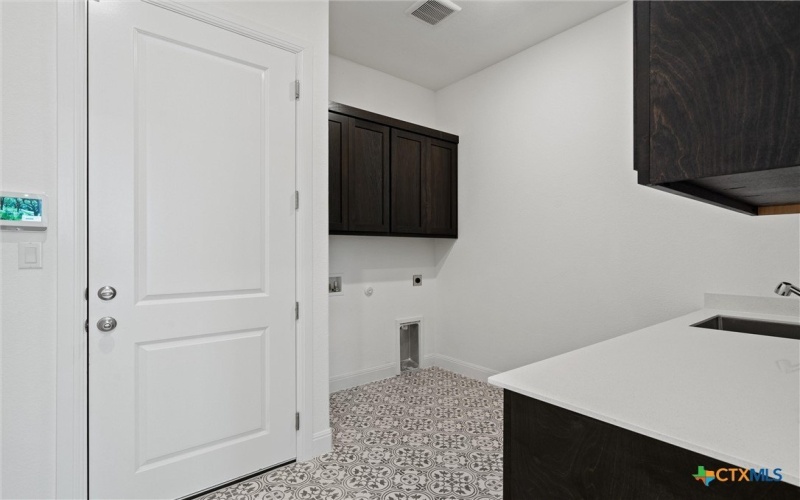 2004 Crimson Sunset Cove, Texas City, TX 78628, 5 Bedrooms Bedrooms, ,5 BathroomsBathrooms,Residential,For Sale,2004 Crimson Sunset Cove,0,603693