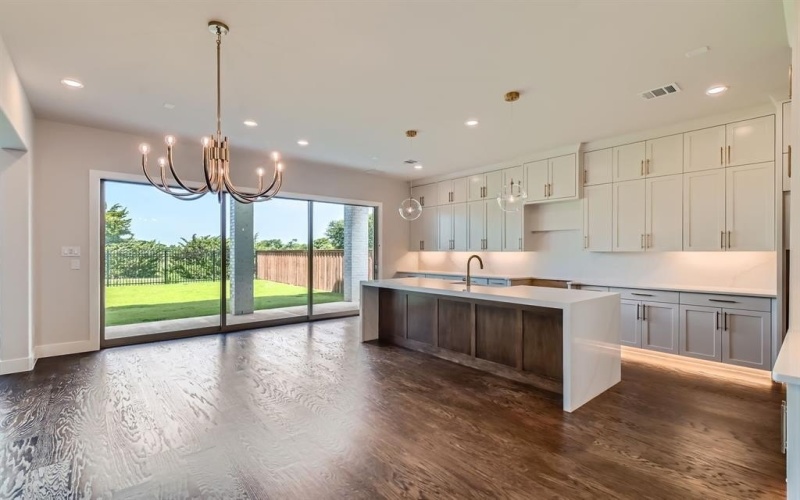 1244 High, The Colony, TX 75056, 4 Bedrooms Bedrooms, ,5 BathroomsBathrooms,Residential,For Sale,1244 High,20619378