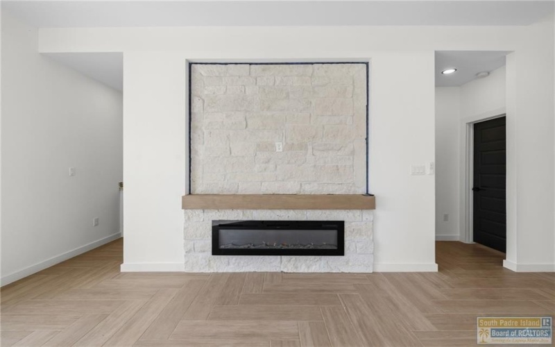 2413 Calle Moreno, Brownsville, TX 78521, 3 Bedrooms Bedrooms, ,2 BathroomsBathrooms,Residential,For Sale,2413 Calle Moreno,0,104842