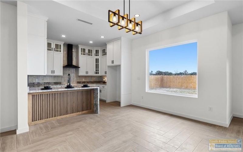 2413 Calle Moreno, Brownsville, TX 78521, 3 Bedrooms Bedrooms, ,2 BathroomsBathrooms,Residential,For Sale,2413 Calle Moreno,0,104842