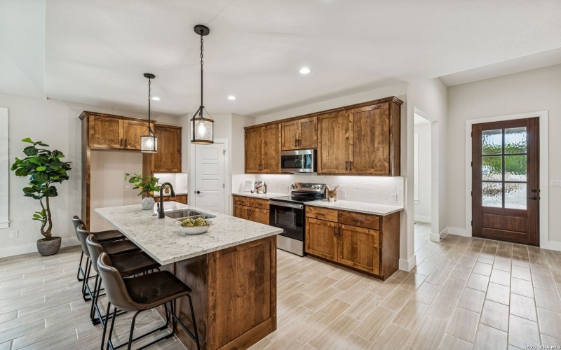 197 Bogi, Canyon Lake, TX 78133, 3 Bedrooms Bedrooms, ,2 BathroomsBathrooms,Residential,For Sale,197 Bogi,0,1939297