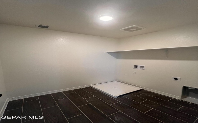 5980 Emmitt Smith Street, El Paso, TX 79924, 4 Bedrooms Bedrooms, ,1 BathroomBathrooms,Residential,For Sale,5980 Emmitt Smith Street,0,937825