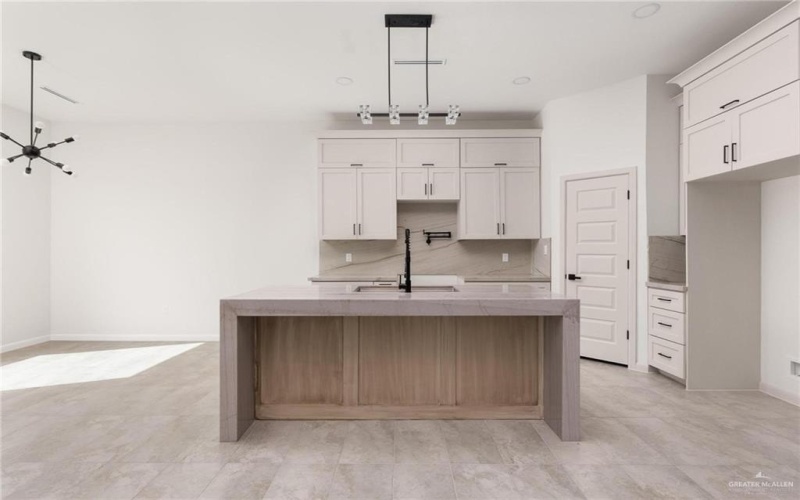 2113 Zinnia Street, Weslaco, TX 78596, 3 Habitaciones Habitaciones , ,2 BañosBaños,Residential,En Venta,2113 Zinnia Street,0,494249